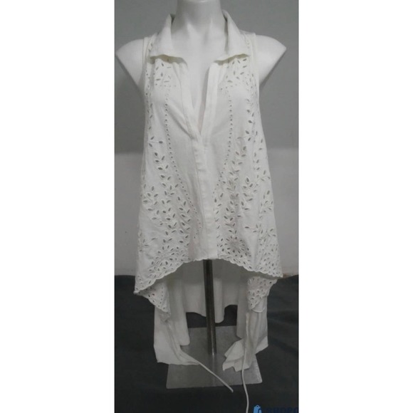 Forever That Girl Wmn's White/Floral Stitched Blouse Sz. M/L - Picture 1 of 5